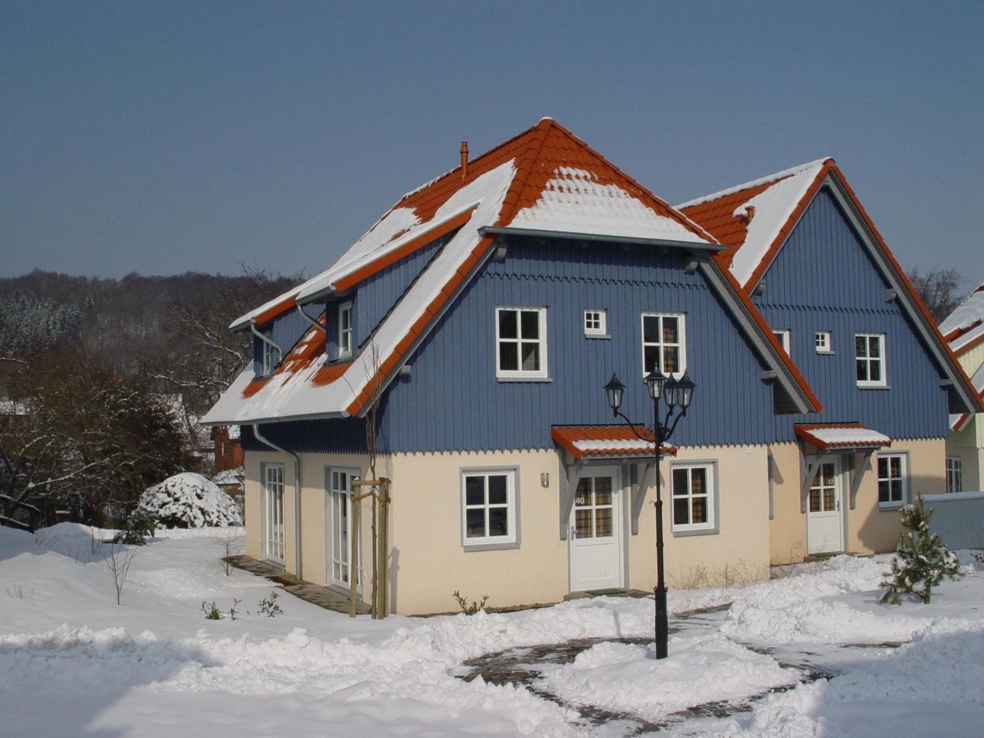 Holiday Home In Wernigerode With A Shared Pool Exterior foto