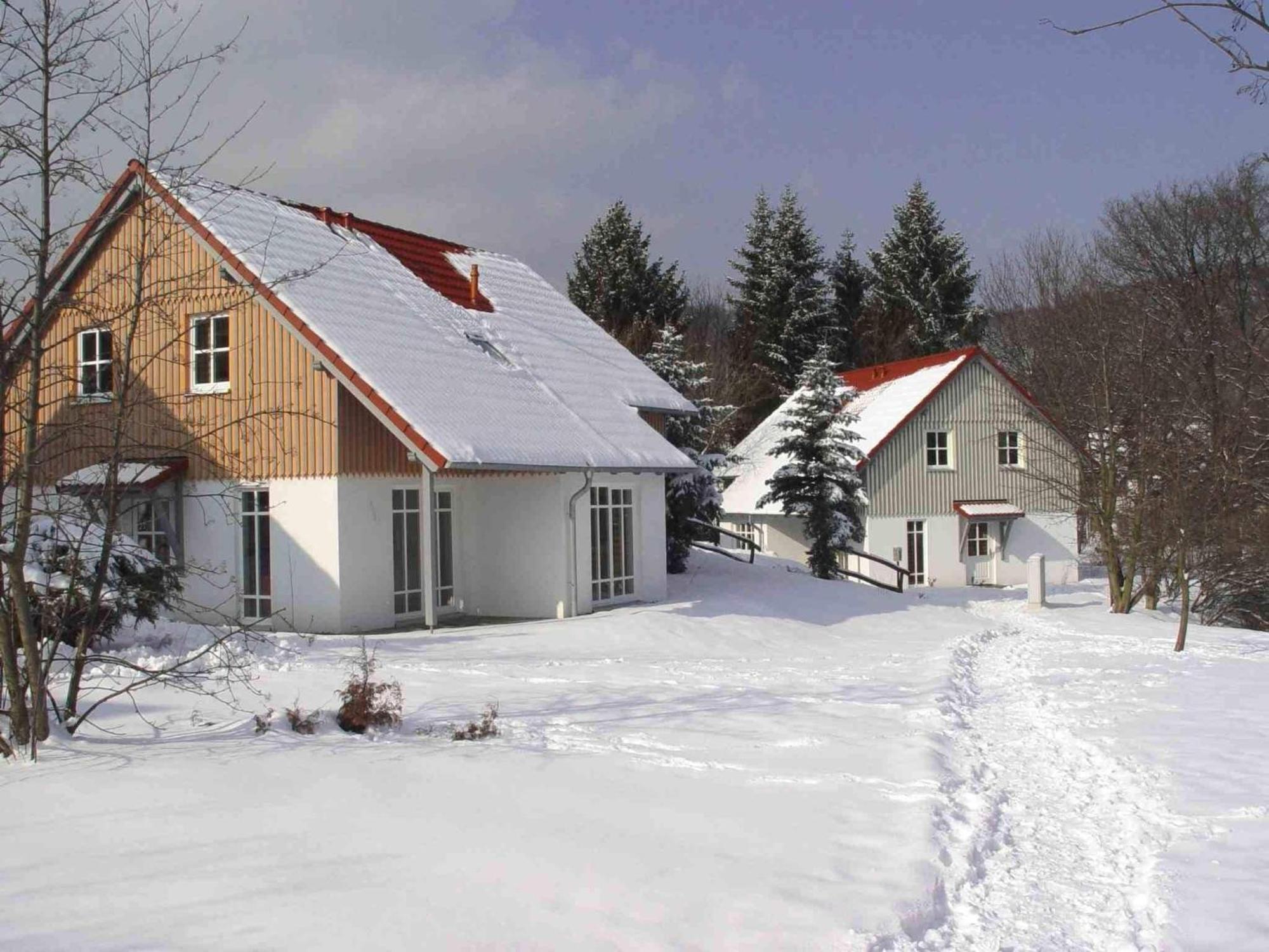 Holiday Home In Wernigerode With A Shared Pool Exterior foto